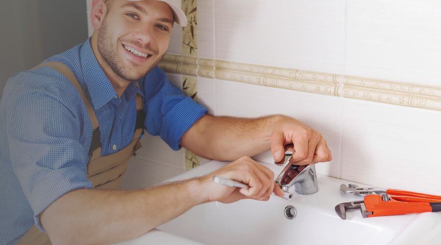 Handle or spout repair in Norwood, LA